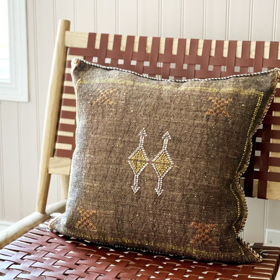 Pillows & Blankets Tea + Linen | Cactus Silk Pillow - Brown